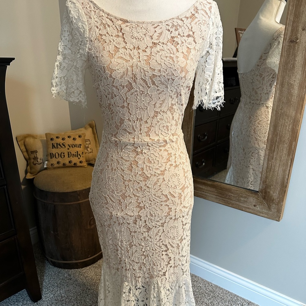 Women’s dress